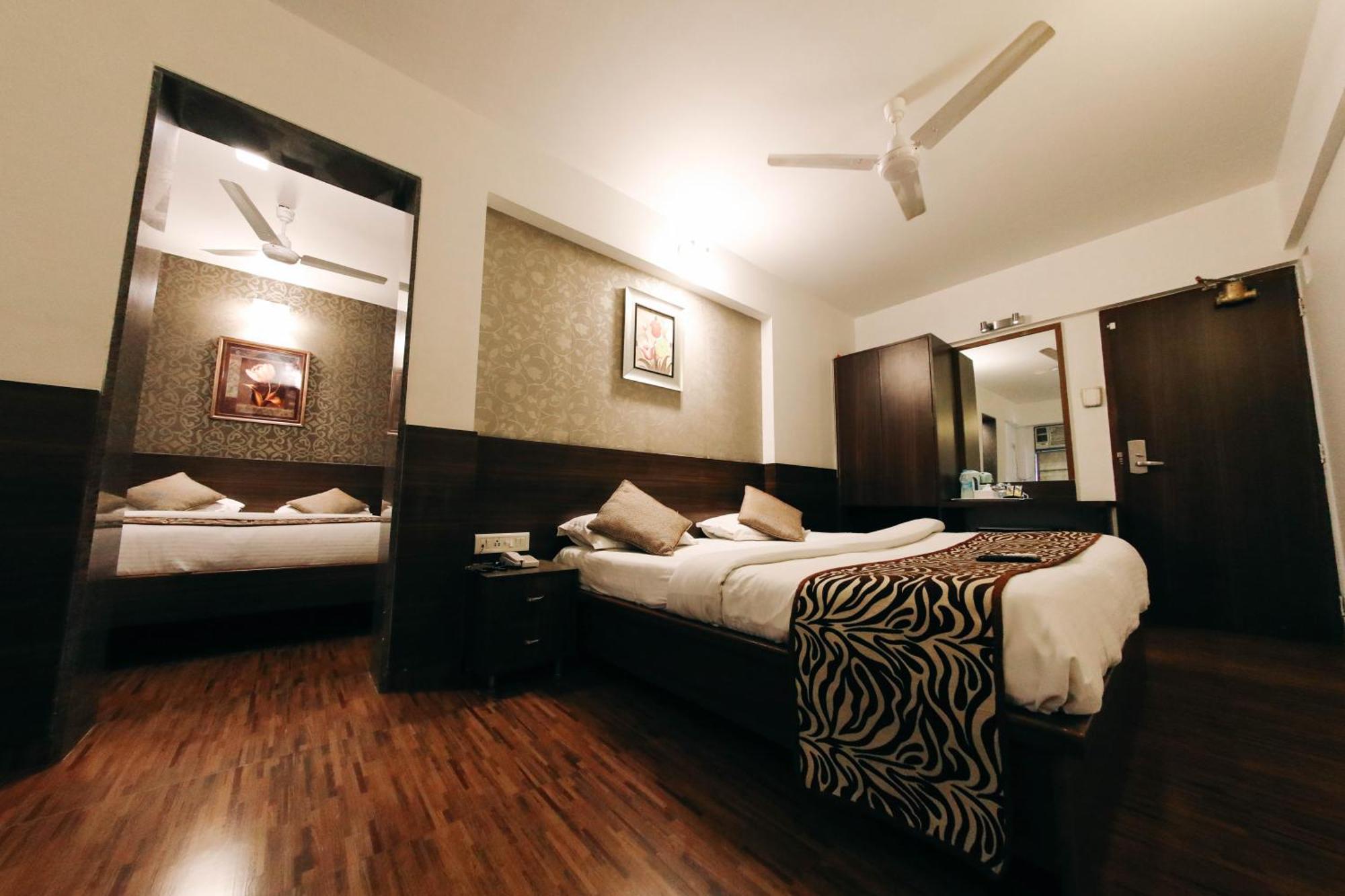 Hotel Maharana Inn Chembur Mumbai Kültér fotó