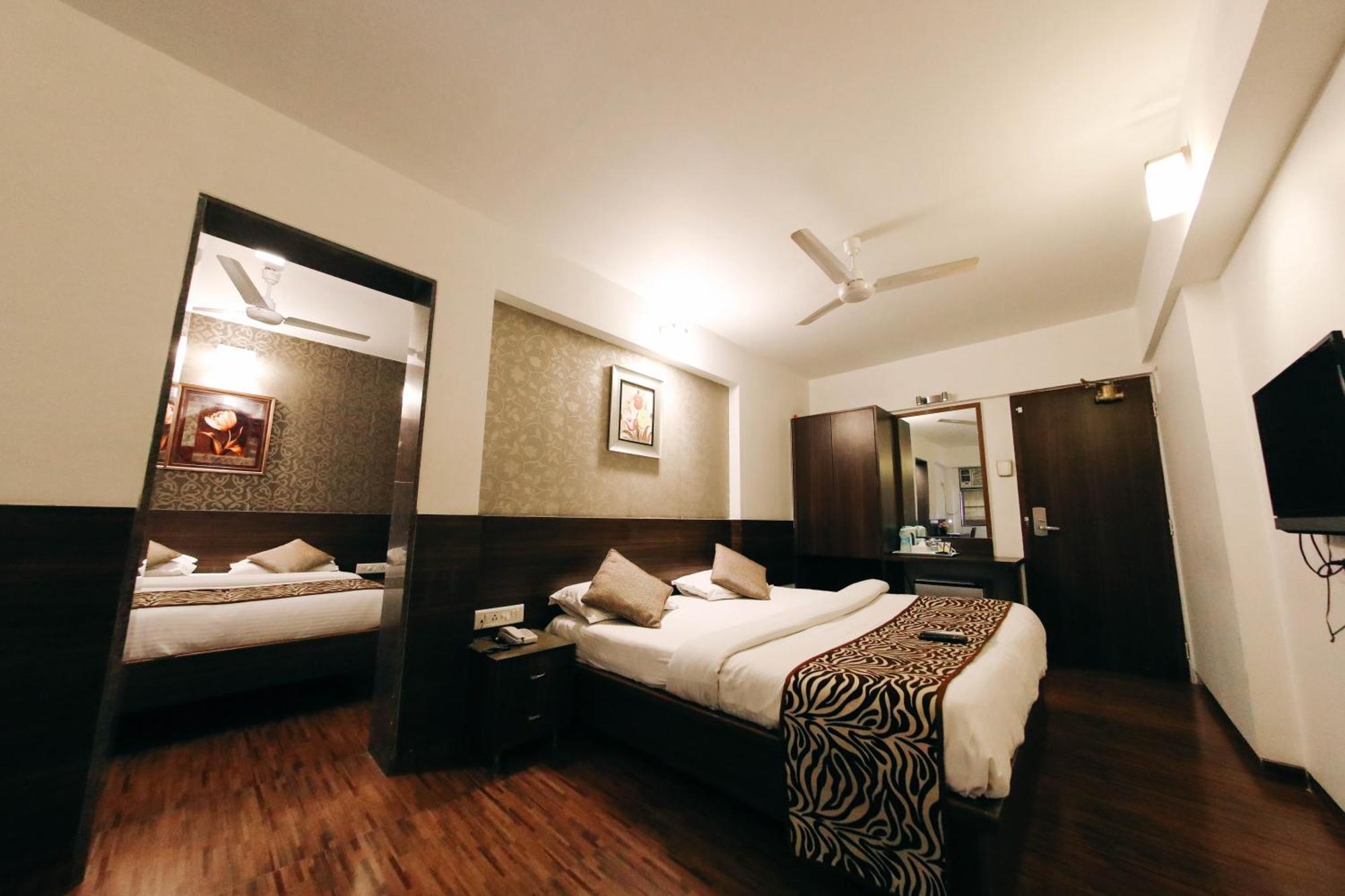 Hotel Maharana Inn Chembur Mumbai Kültér fotó