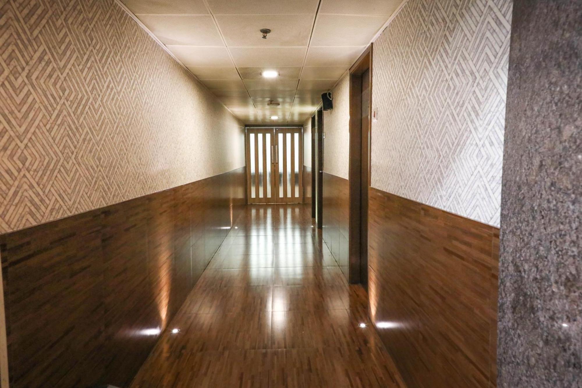 Hotel Maharana Inn Chembur Mumbai Kültér fotó